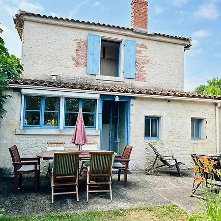 L'ileau Holiday home La Taillee